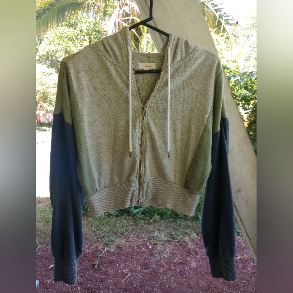 Colsie Zip Up Crop Top Hoodie